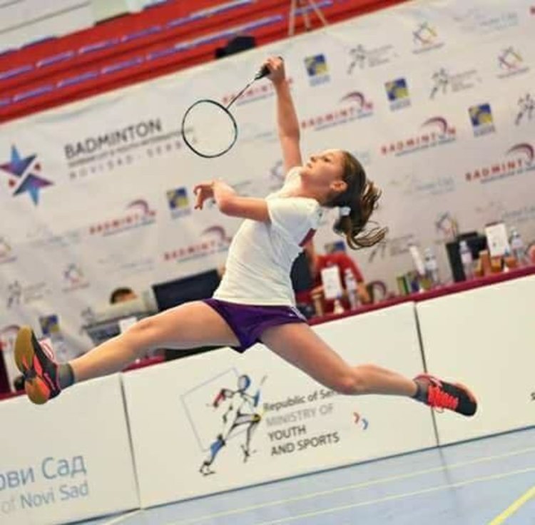 Бадминтонът изстреля Калояна в космически лагер