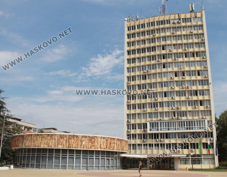 Ежегодно на 2 април сградата на Община Димитровград ще бъде осветена в синьо в подкрепа на хората с аутизъм