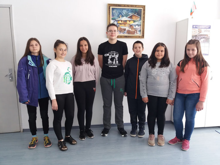 Виктория Кьосева, Селена Манолова, Михаела Джакова, Петър Йорданов, Делян Балев, Сандрина  Йорданова, Татяна Радева