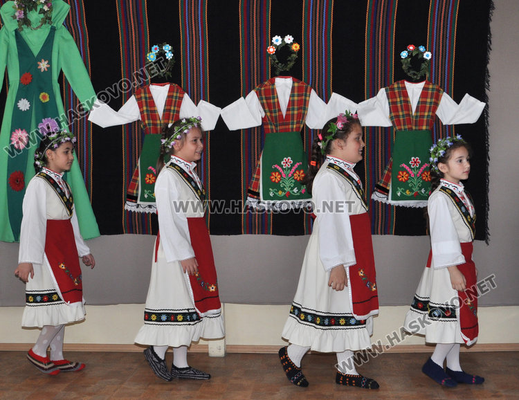 Лазаруване и творчески конкурс в читалище „Пейо Яворов“