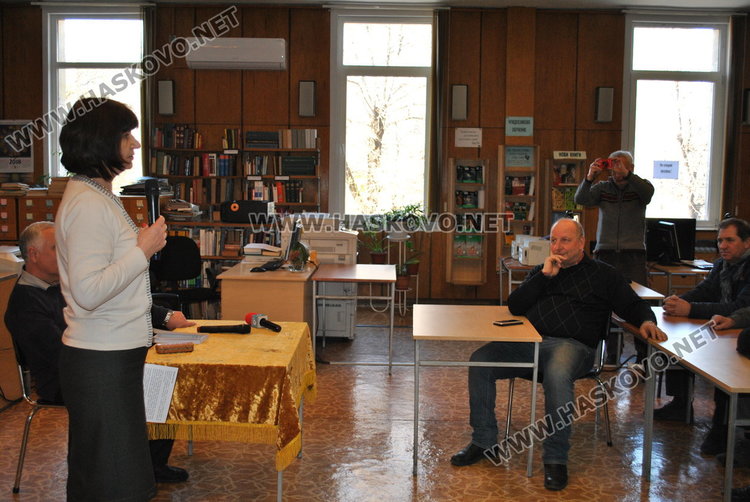 Хасковски писател представи книгата си „Яворов преди и след куршума“