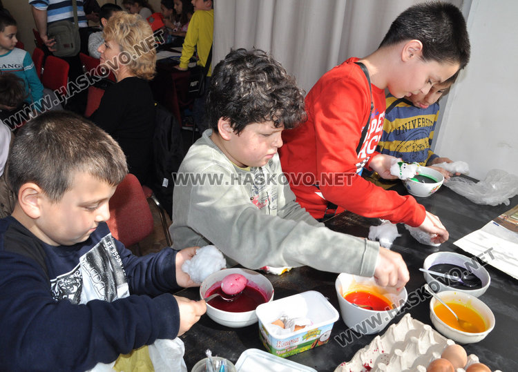 Лазаруване и творчески конкурс в читалище „Пейо Яворов“