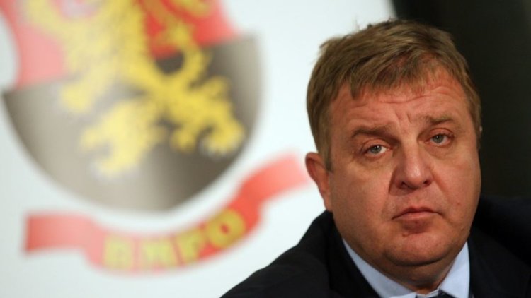 Армията в готовност заради космическата станция Тянгун 1