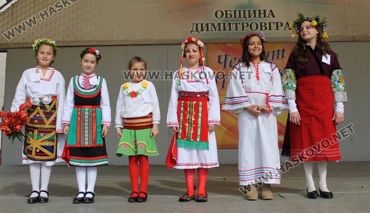 "От Лазаровден до Цветница" празнуваха в Димитровград