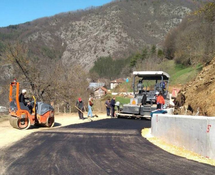 Държавата плаща за обходния път заради свлачището, Община Смолян прави ПУП-а