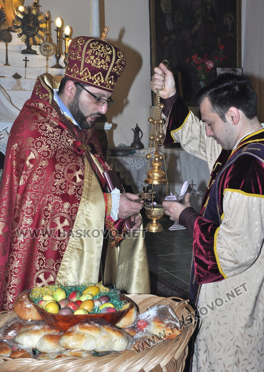Арменците в Хасково посрещат Великден