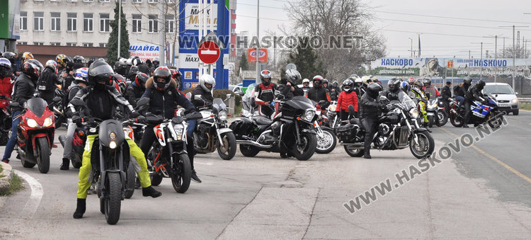 Хасковските рокери отпрашиха за Бачково, пловдивски моторист загина часове преди събора