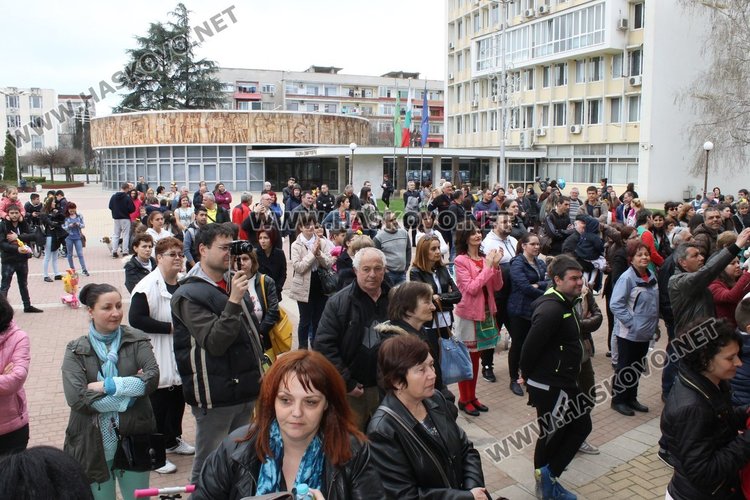 "От Лазаровден до Цветница" празнуваха в Димитровград