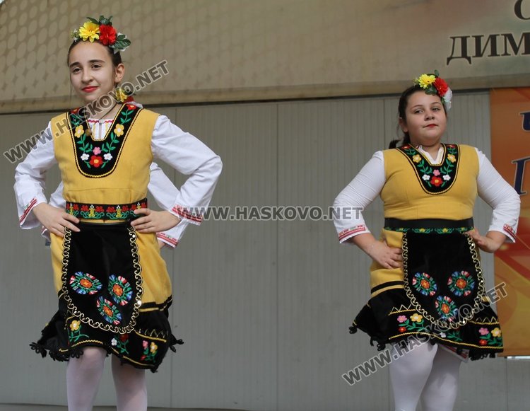 "От Лазаровден до Цветница" празнуваха в Димитровград