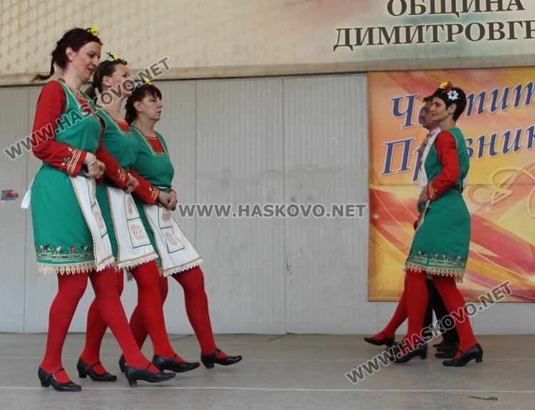 "От Лазаровден до Цветница" празнуваха в Димитровград