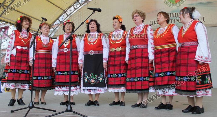 "От Лазаровден до Цветница" празнуваха в Димитровград
