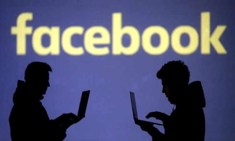 Какво ще видите, ако свалите данните, които Facebook събира за вас?
