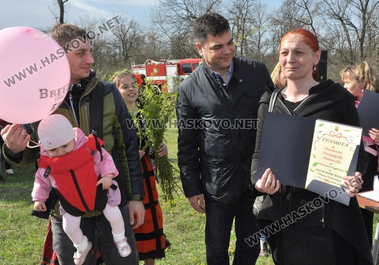 Алеята на новия живот порасна с още над 100 дървета