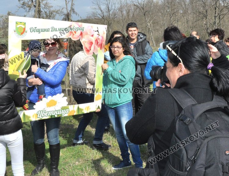 Алеята на новия живот порасна с още над 100 дървета