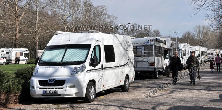 Кемпери от цялата страна акостираха в парк „Марица“