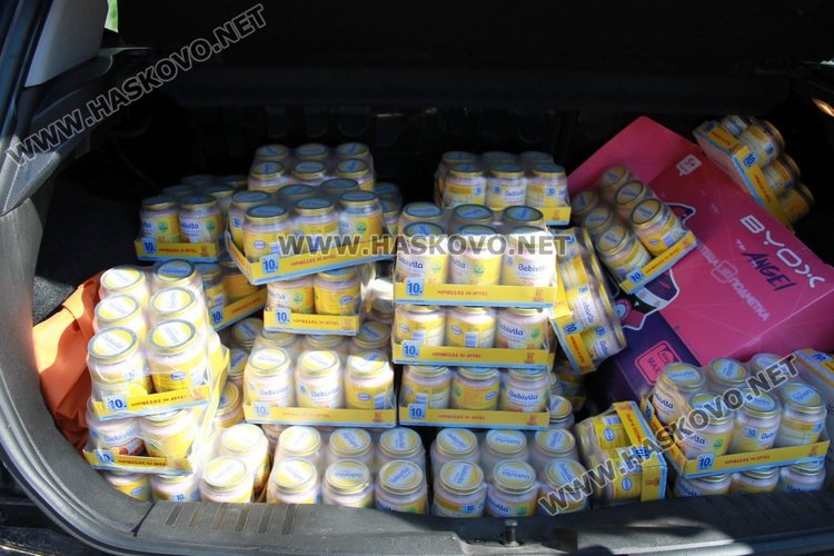 „Искам бебе“ зарадва с дарение деца в нужда 