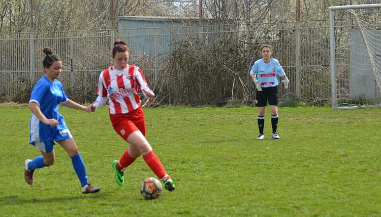 Дебют за футболистките на Хасково и бронзови медали в пролетен турнир