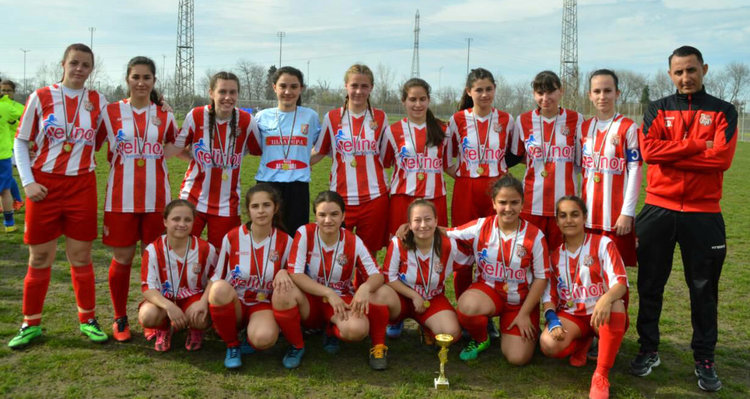 Дебют за футболистките на Хасково и бронзови медали в пролетен турнир