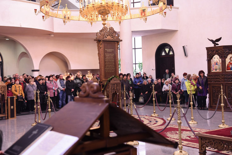 Стотици върбови клонки за Цветница, от днес започва Страстната седмица