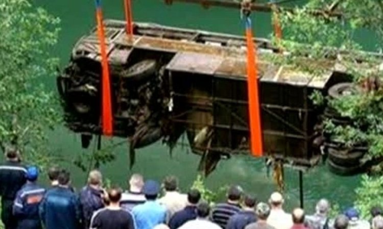 14 години от трагедията в Лим: 12 български деца загинаха 