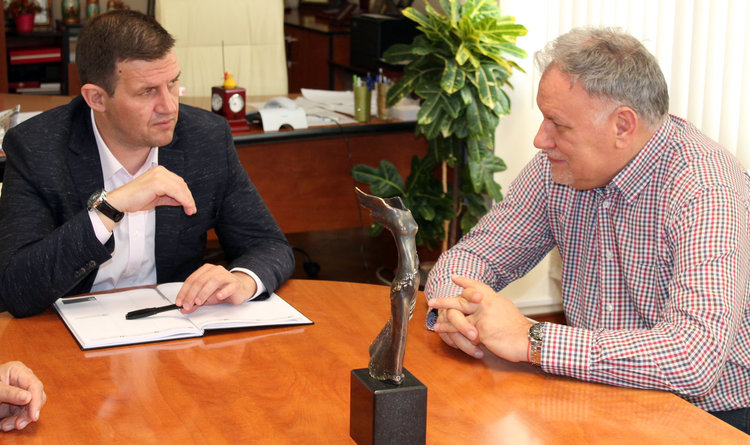 Обследват за опасни язовири в Хасковско 