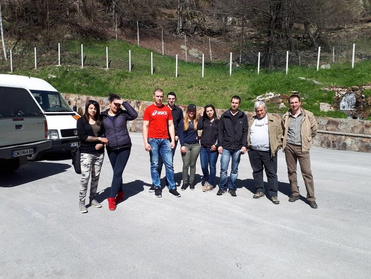 Ученици оценяваха ловни трофеи в държавното стопанство "Извора" в Девин