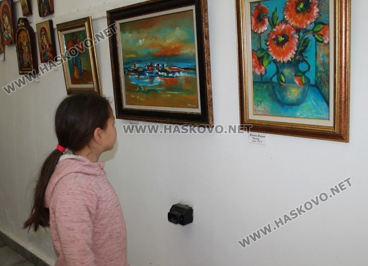 11-годишни творци от Димитровград участват във Великденската изложба