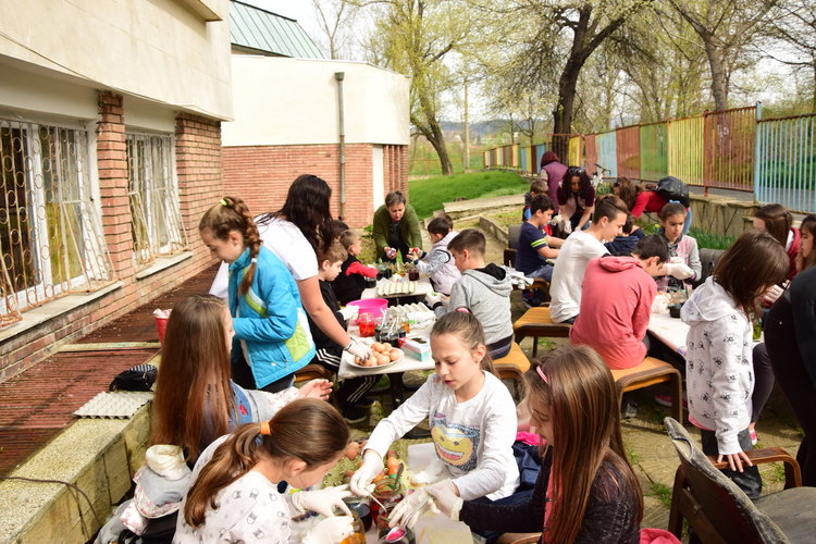 В ОДК боядисаха 540 яйца за Великден