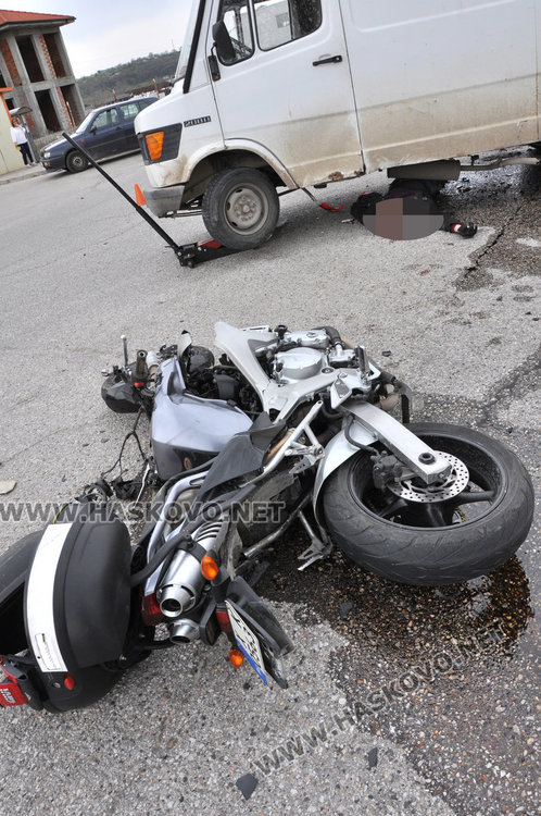 Загиналият при катастрофата моторист е баща на две деца