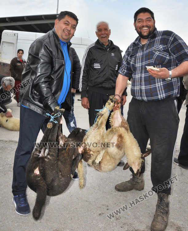 На Велика събота оживление на пазара за агнета