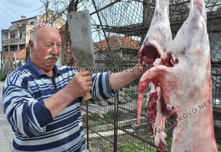 На Велика събота оживление на пазара за агнета