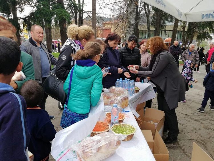 Празник за децата в Девин с игри, клоуни и награди