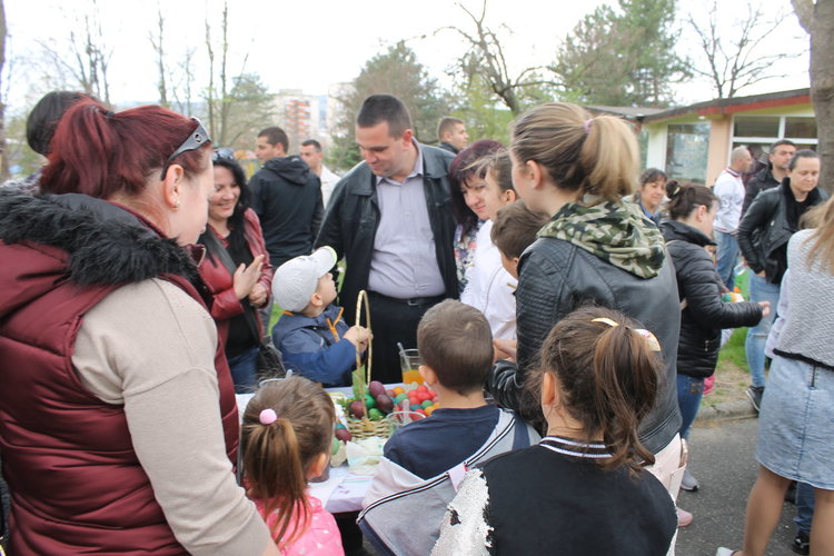 Младежите на ГЕРБ спретнаха пъстро великденско парти в Кърджали 