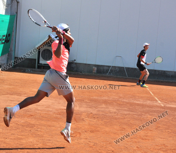 Хасковските тенисисти отпаднаха от международния турнир, започва основната схема