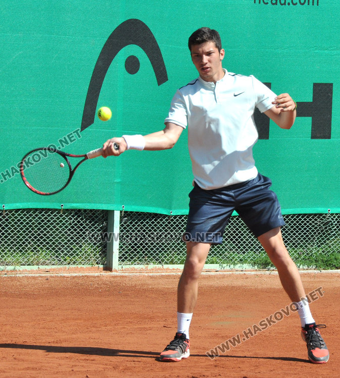 Хасковските тенисисти отпаднаха от международния турнир, започва основната схема