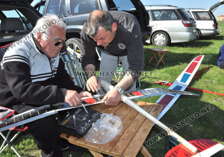 9 самолета кръжаха край Хасково в подготовка за Републиканско състезание