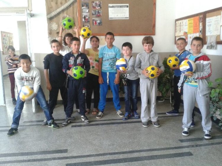 Спортните пособия са сред подаръците, на които малчуганите се радват най-много