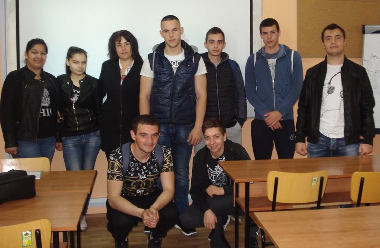 Димитровградски гимназисти представят идеи за бизнес