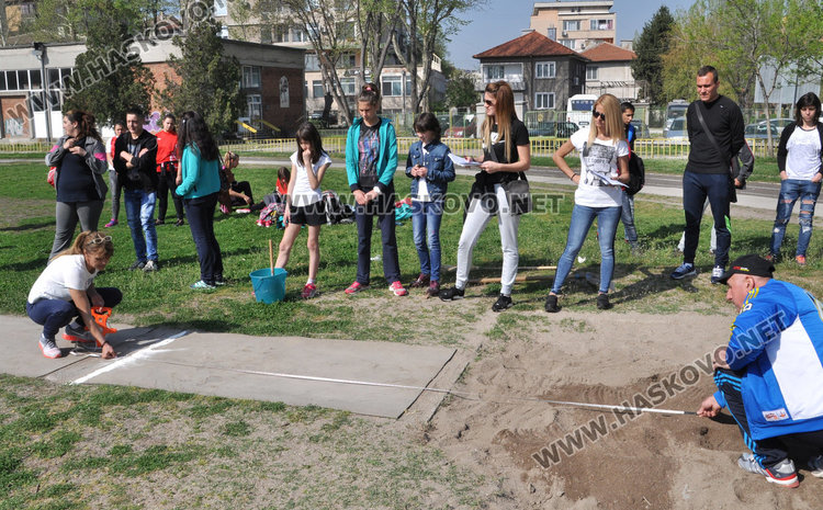 Лекоатлети от Хасково, Харманли и Димитровград победители в областно състезание