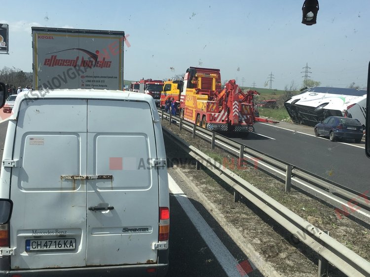 Снимки от адския инцидент на магистрала “Тракия"