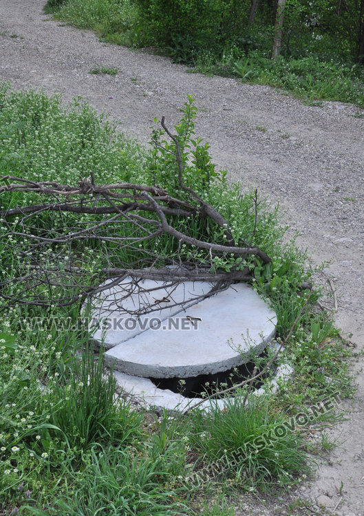 Опасна шахта дебне жертви край ул. „Георги Кирков“