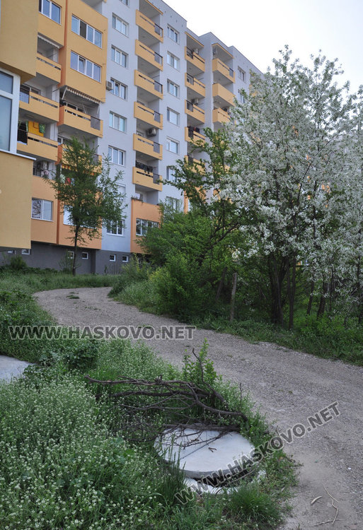 Опасна шахта дебне жертви край ул. „Георги Кирков“