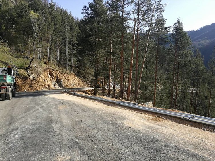 Комисия решава днес кога отварят обходния път за Мадан през Влахово