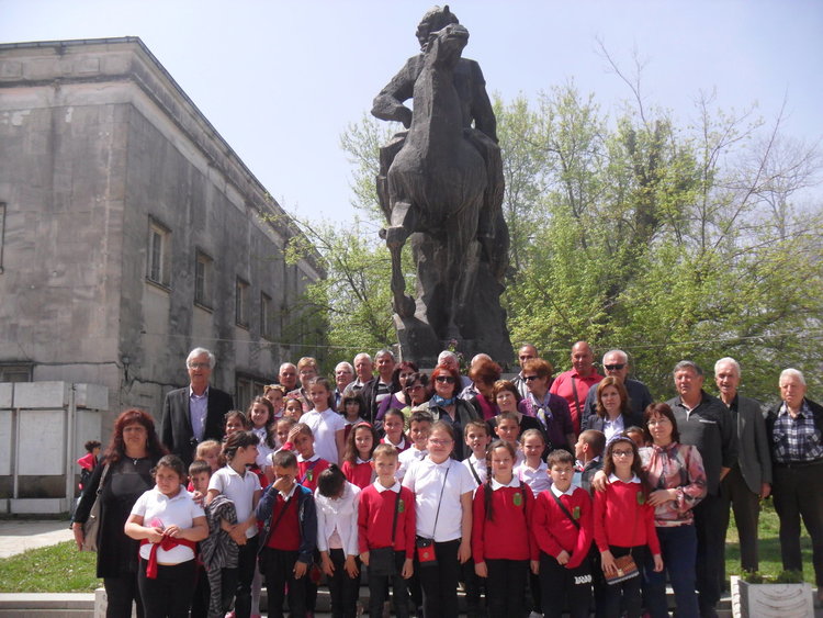 Тракийци и крумовградчани почетоха големия български владетел хан Крум