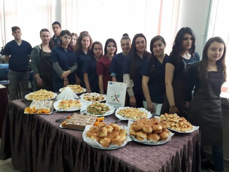„Сладко и солено” в Професионалната гимназия по туризъм