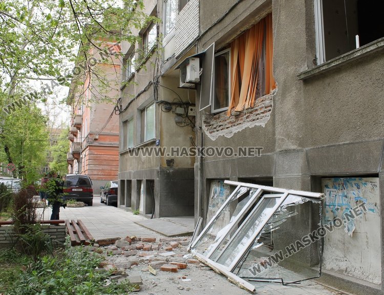 Гръмна газова бутилка в димитровградски апартамент