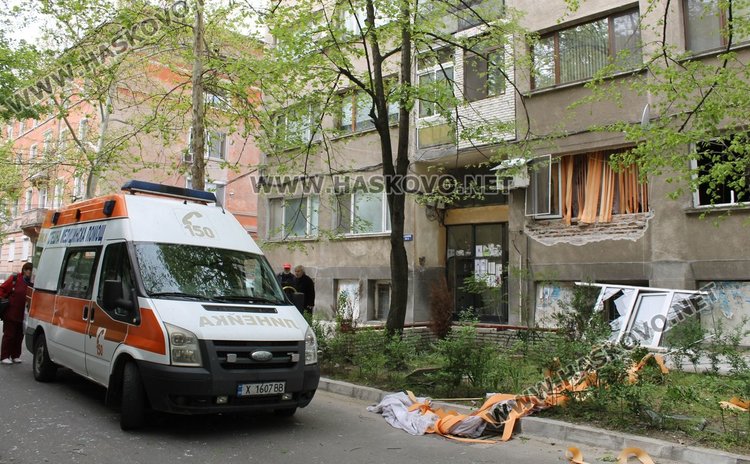 Гръмна газова бутилка в димитровградски апартамент