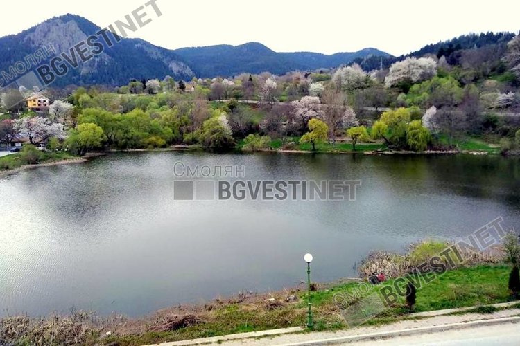 Понеделник: температурите леко падат, остава облачно