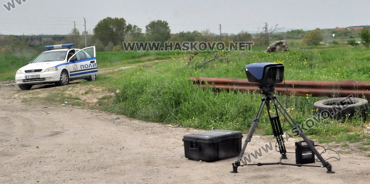 4 мобилни и тринога камера ще правят скъпи фотосесии от днес в Хасковско