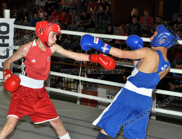 Хасковски боксьор с победа в първия ден на Държавното в „Дружба“